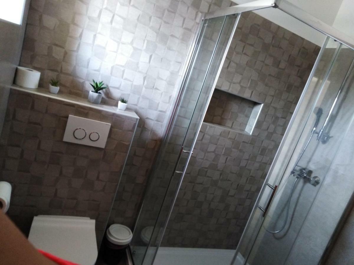 Ellmar Appartement Medulin Buitenkant foto